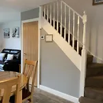 Holiday home Prospect Cottage, The Bay, Balcony, 2 Bedrooms, Patio, Parking Nearby, 2 Dogs Welcome *