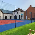 Prospect Cottage, The Bay, Balcony, 2 Bedrooms, Patio, Parking Nearby, 2 Dogs Welcome Filey