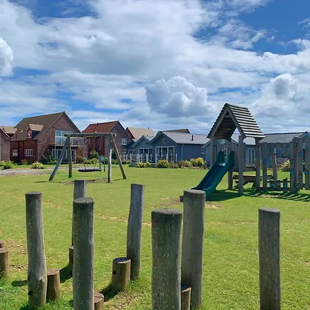 Dom wakacyjny Prospect At The Bay Filey, Sleeps 4, 2 Dogs Welcome For Free Too *